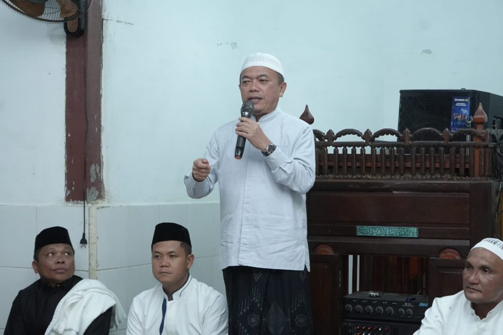 Gubernur Jambi Al Haris safari ramadhan di Desa Batu Empang, Dusun Sekeladi, Kecamatan Batang Asai, Kabupaten Sarolangun