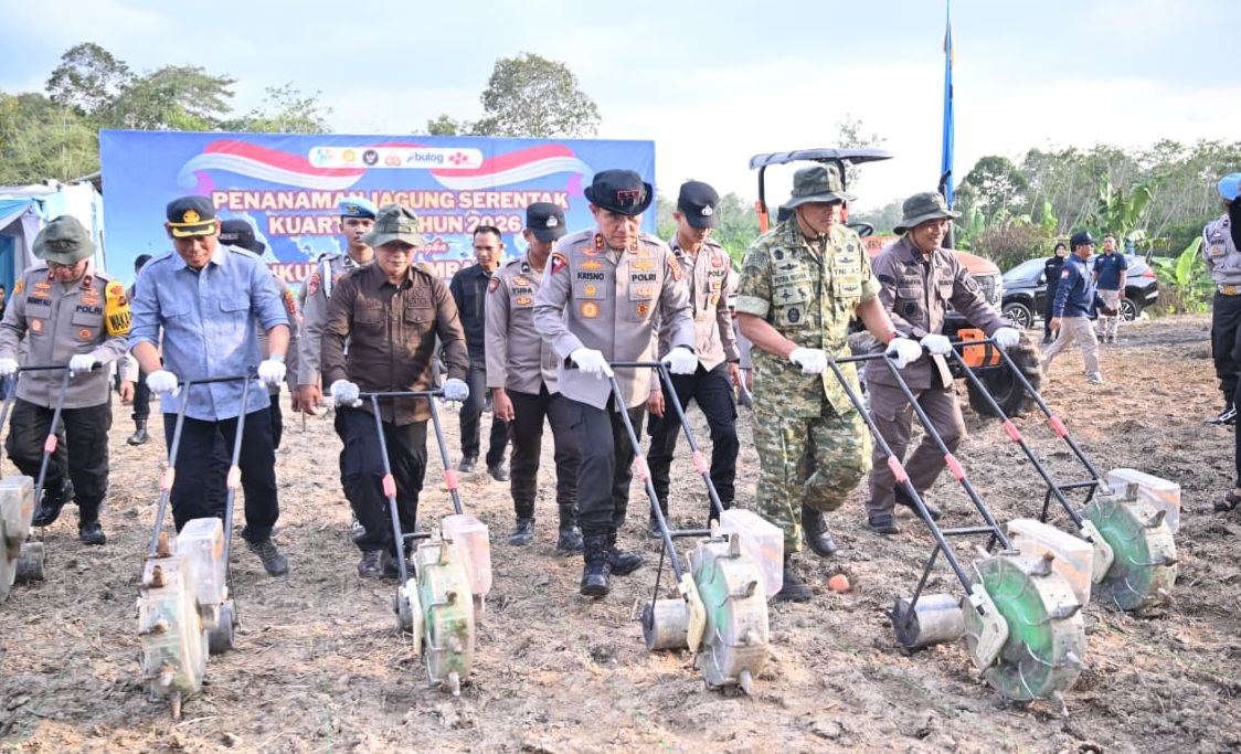 Kapolda Jambi tanam jagung serentak