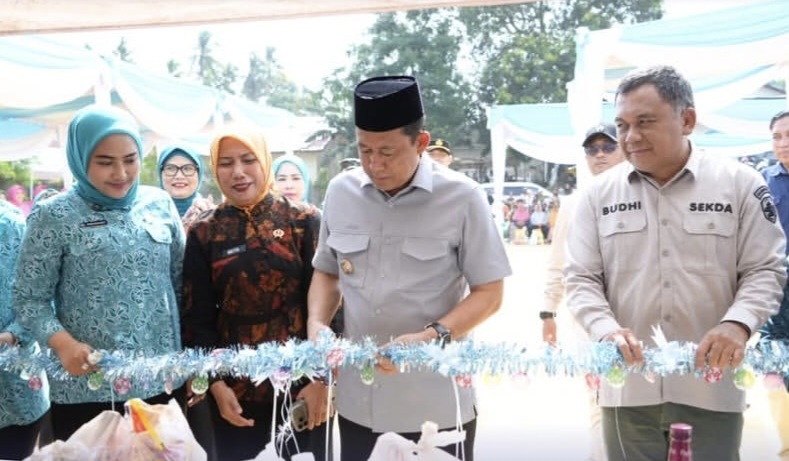 Bupati Muaro Jambi, Bambang Bayu Suseno membuka gebyar Ramadhan 1447 H