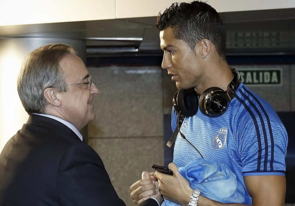 Cristiano Ronaldo bersama Presiden Real Madrid, Florentino Pérez