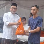 Direktur Utama Bank Jambi, Khairul Suhairi serahkan hewan kurban