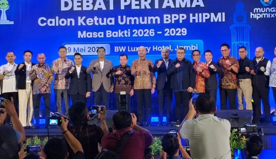 Gubernur Jambi Al Haris membua Munas HIPMI XVIII