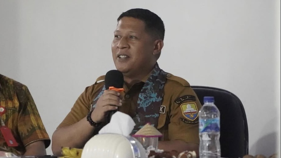 Plt. Kepala Dinas Pendidikan Provinsi Jambi, M Umar
