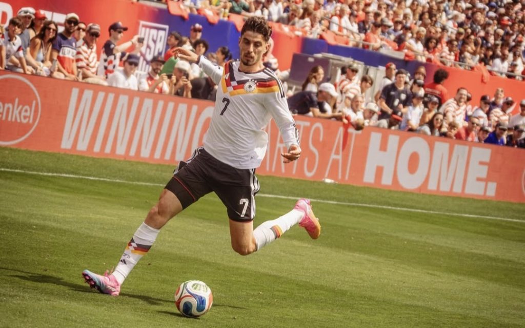Pemain timnas Jerman, Kai Havertz menggiring bola (dok/kaihavertz29)