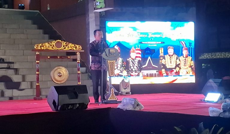 Gubernur Jambi Al Haris buka Festival Jambi Elok Nian 2026