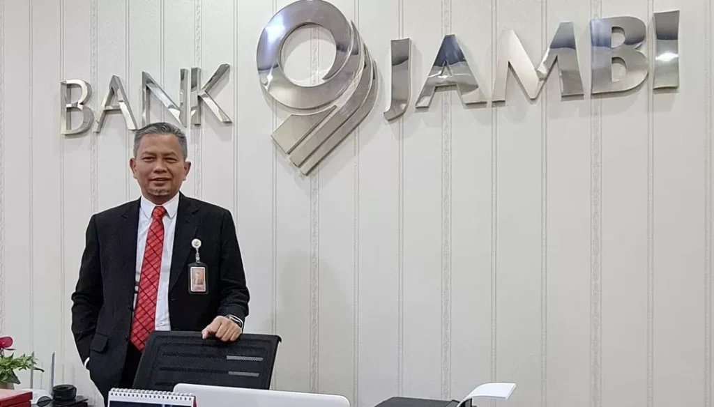 Direktur Utama Bank Jambi, Khairul Suhairi