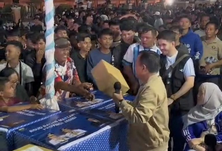 Gubernur Jambi Al Haris nobar Piala Dunia 2026 bersama ribuan masyarakat Jambi