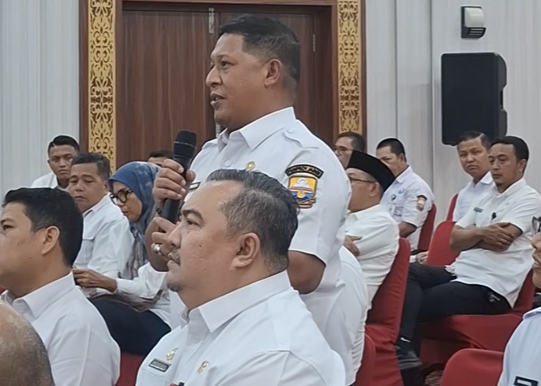 Kepala Dinas Pendidikan Provinsi Jambi, M Umar