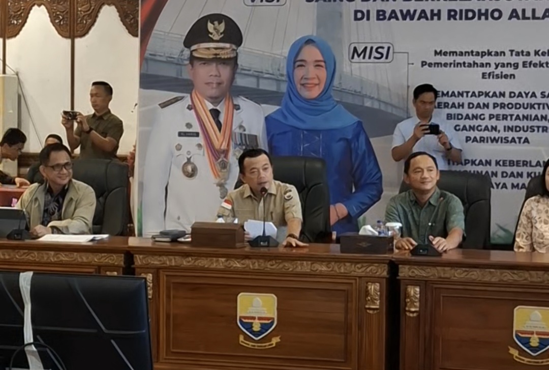 Gubernur Jambi Al Haris