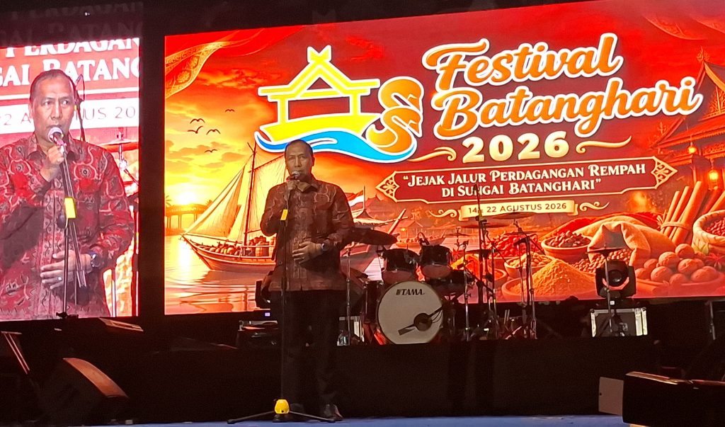 Kepala Dinas Kebudayaan dan Pariwisata Provinsi Jambi, Imron Rosyadi