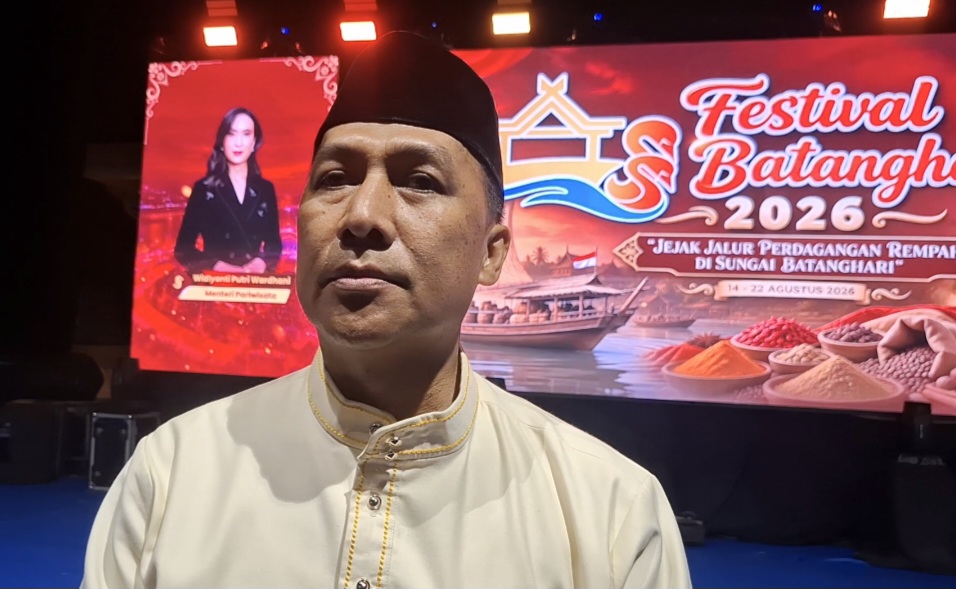 Kepala Dinas Kebudayaan dan Pariwisata Provinsi Jambi, Imron Rosyadi