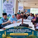 Gubernur Jambi Al Haris bersama kafilah MTQ Nasional asal Provinsi Jambi