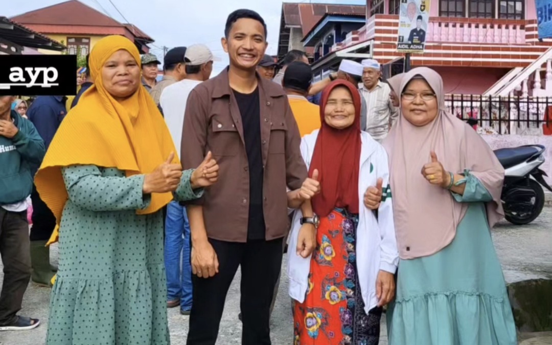 Anggota DPRD Provinsi Jambi, Afuan Yuza Putra bersama masyarakat Kabupaten Kerinci