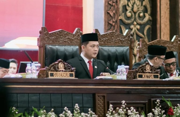 Ketua DPRD Provinsi Jambi, M Hafiz Fattah