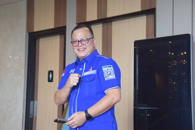 Anggota DPRD Provinsi Jambi sekaligus Ketua DPD Partai Demokrat Provinsi Jambi, Dr. Ir. H. Ahmad Fauzi Ansori, MT